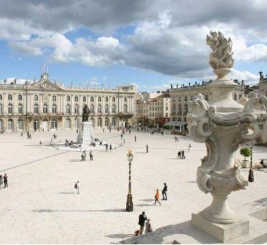 Hotel Le Stanislas Нанси Экстерьер фото